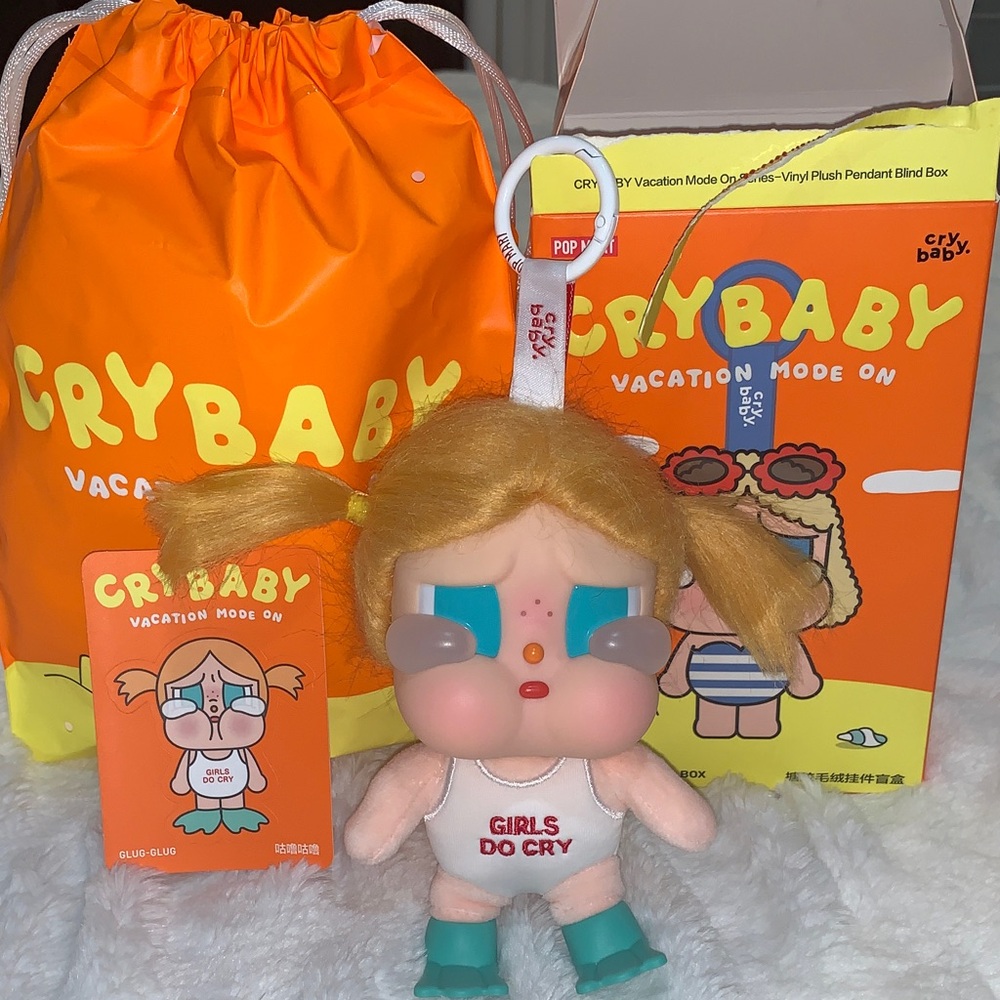 AUTHENTIC Crybaby Vacation Mode Doll with Orange Bag BRAND NEW